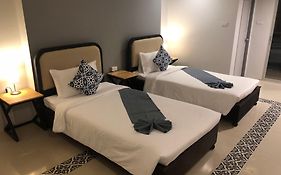 The Moon Night Ao Nang Hotel